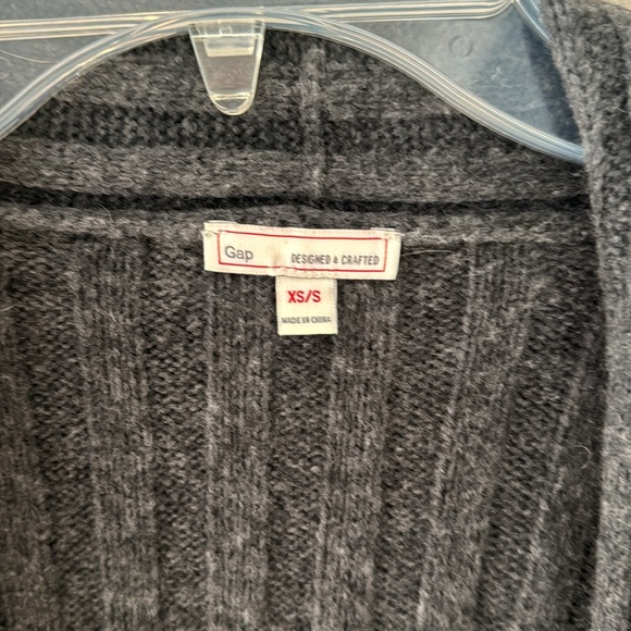 Gap long, gray cardigan - Picture 2 of 3